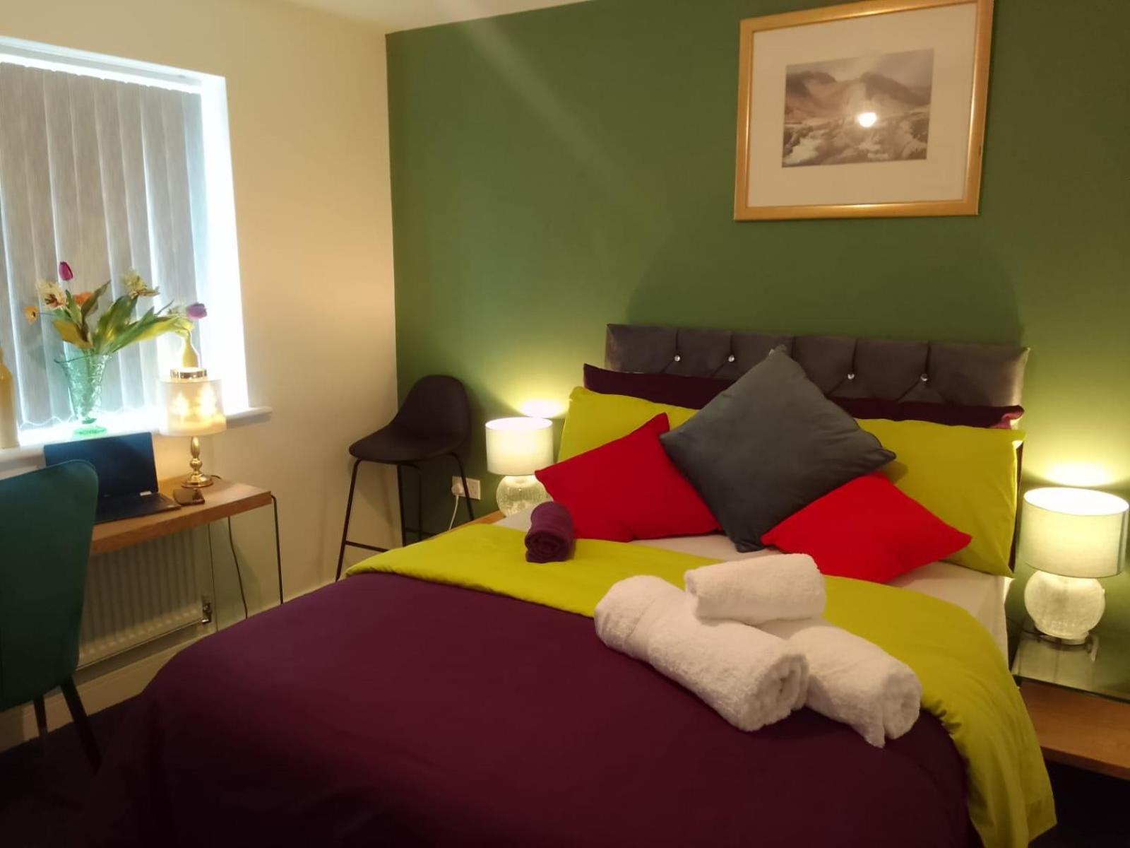 Ideal Home & Cottage Inviting 4 Bedroom Apartments Walsall Exterior foto